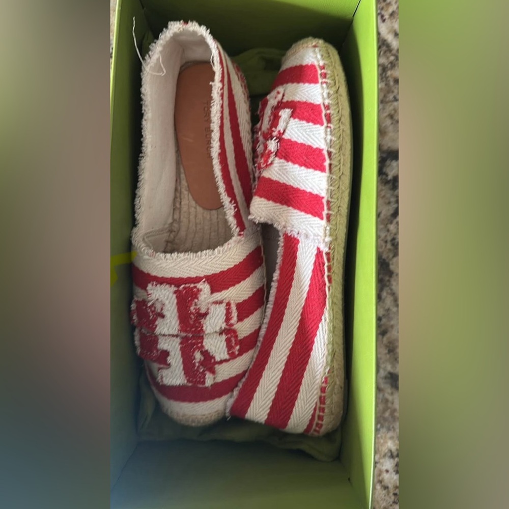 New! Tory Burch Frayed Espadrilles - Picture 2 of 6